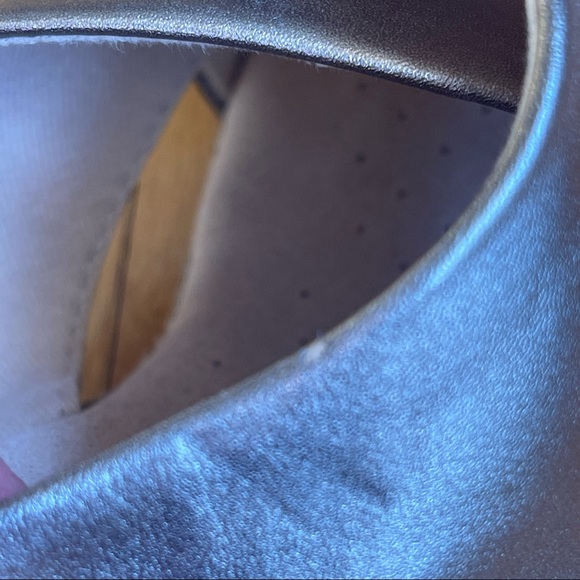 Clarks Collection Lafley Elaine Wedge Sandal in Pewter Leather size 9M - Picture 9 of 9